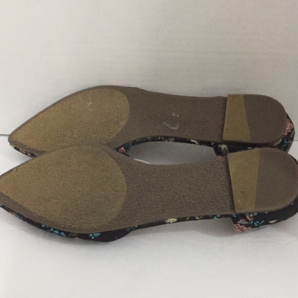 ❤️Report Floral Print Flats❤️ - Picture 6 of 8
